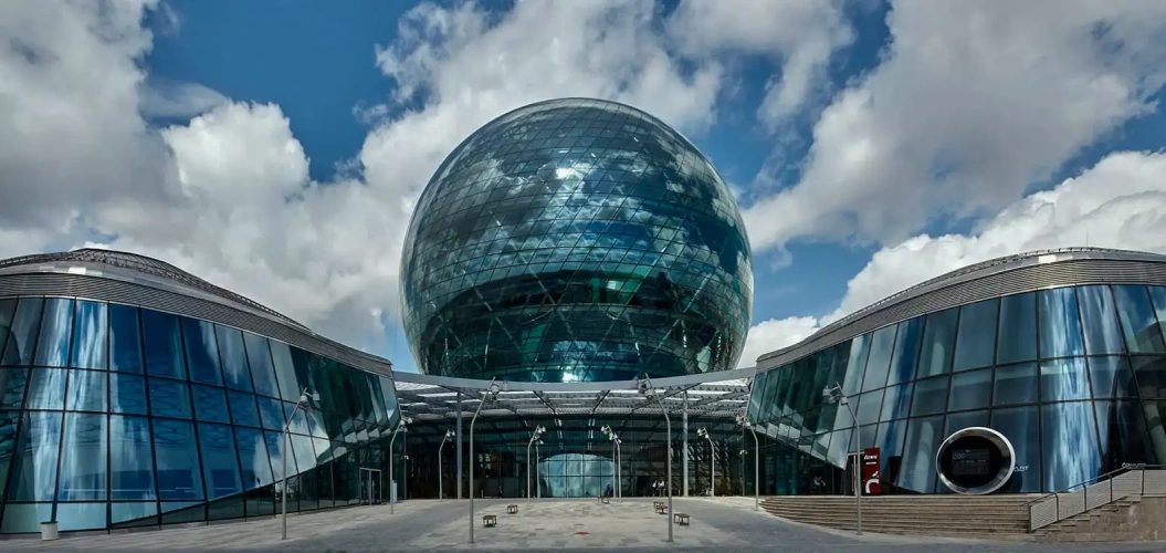 Международная среда