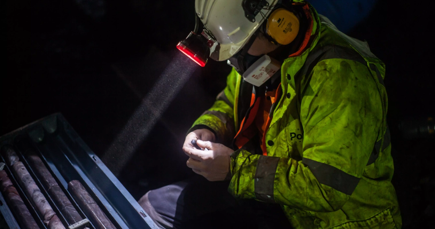 Геологическая разведка месторождения Западный Каражал